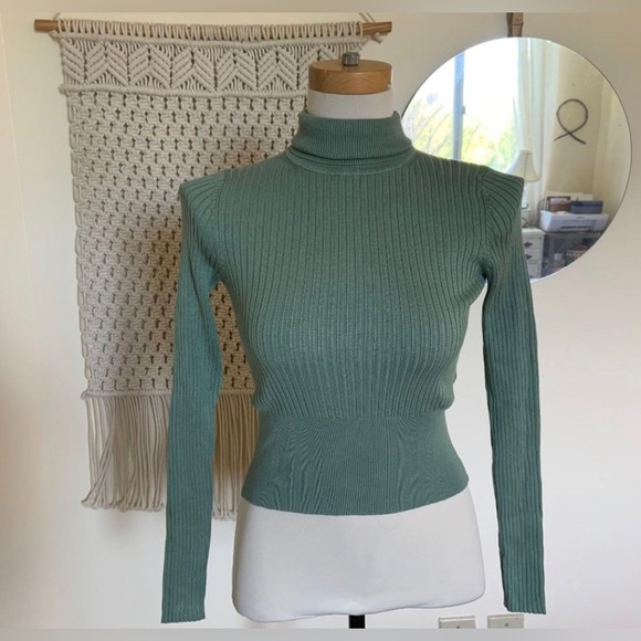 Zara Ribbed Knit Sweater Turtleneck Size Small - Picture 2 of 3